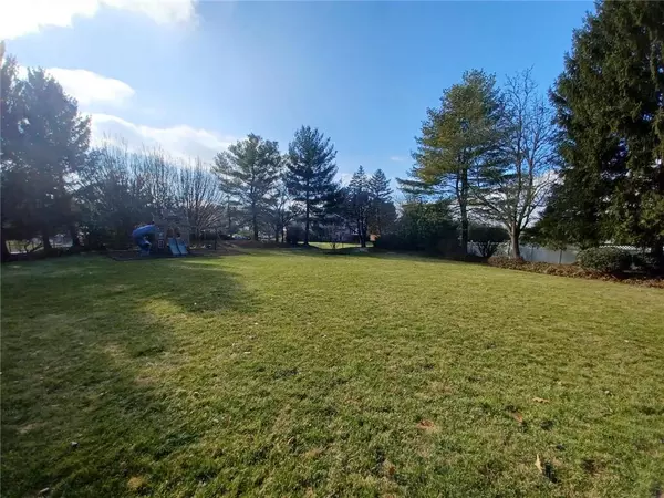 Darien Road, Bethlehem Twp, PA 18020