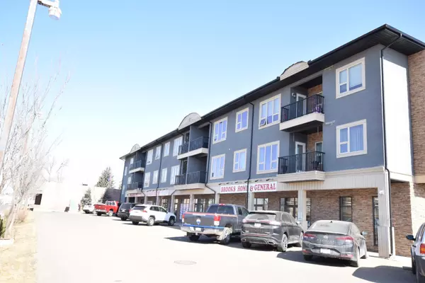 330 2 ST West #24, Brooks, AB T1R 0E9