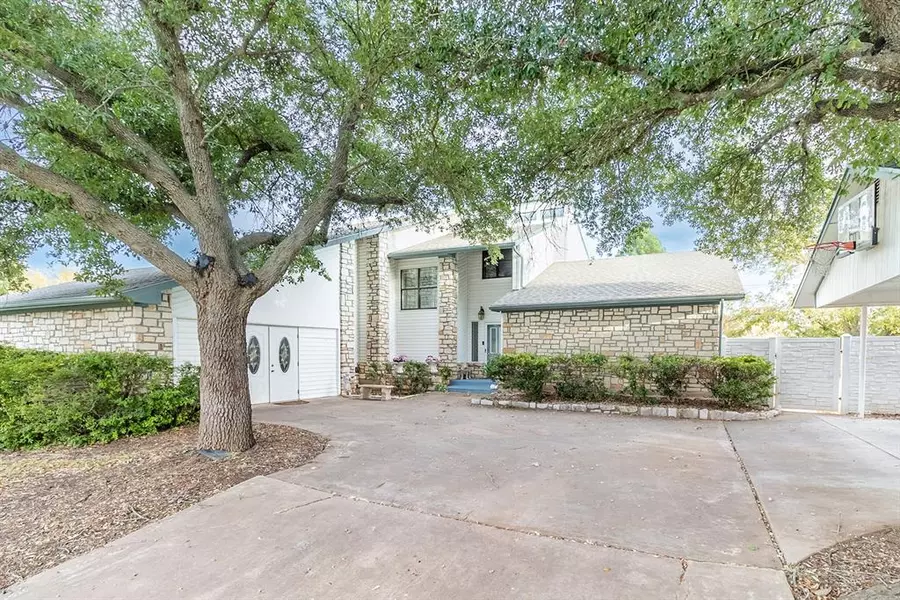 115 Bruce, Brady, TX 76825