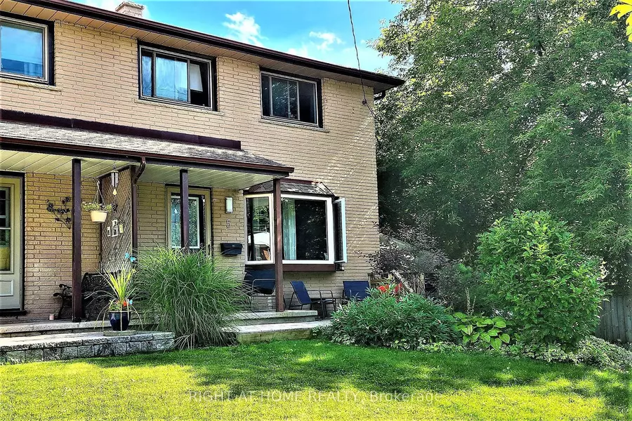 5 Queen ST, Barrie, ON L4M 1Y9