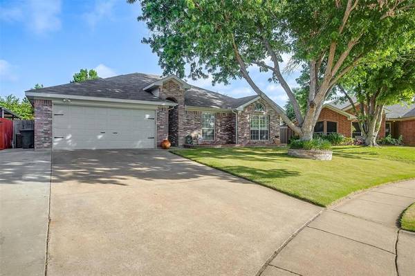 Burleson, TX 76028,1008 Vaden Avenue