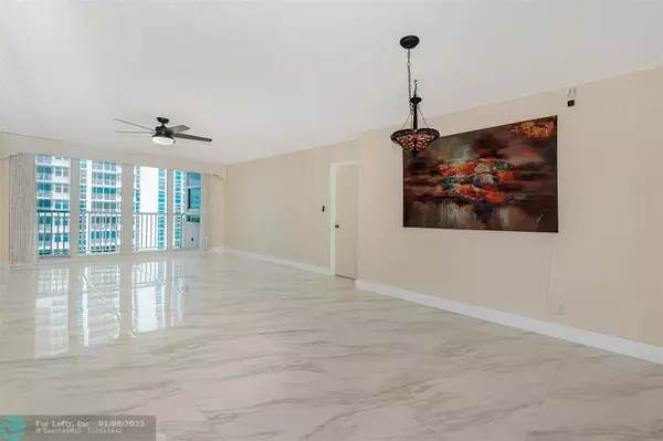 Pompano Beach, FL 33062,1370 S Ocean Blvd  #1206