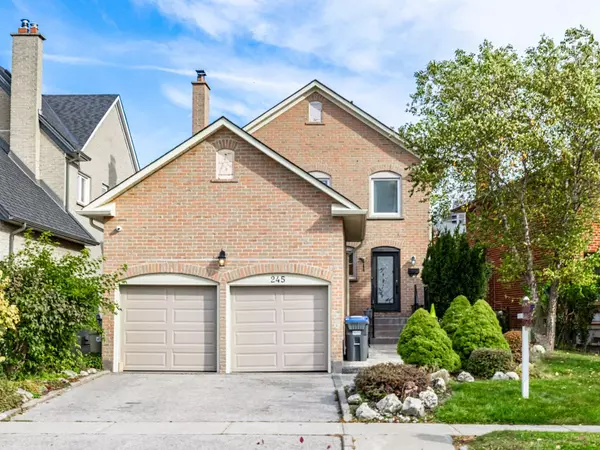 245 Kingsbridge GDNS, Mississauga, ON L5R 1L4