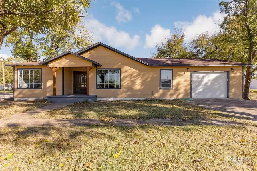 206 N Ave D, Haskell, TX 79521