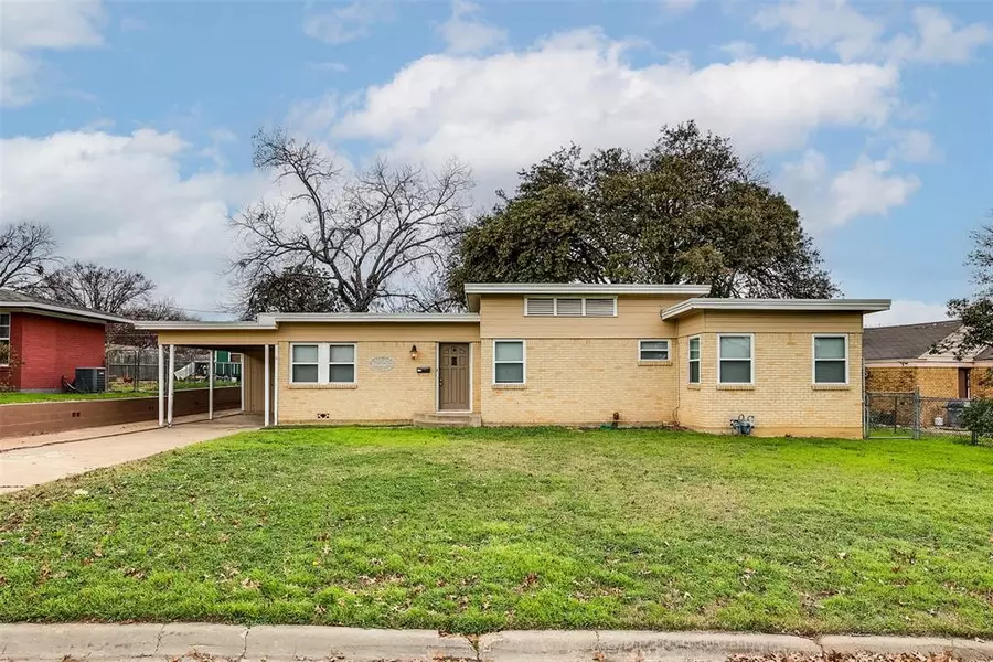 3612 W Fuller Avenue, Fort Worth, TX 76133