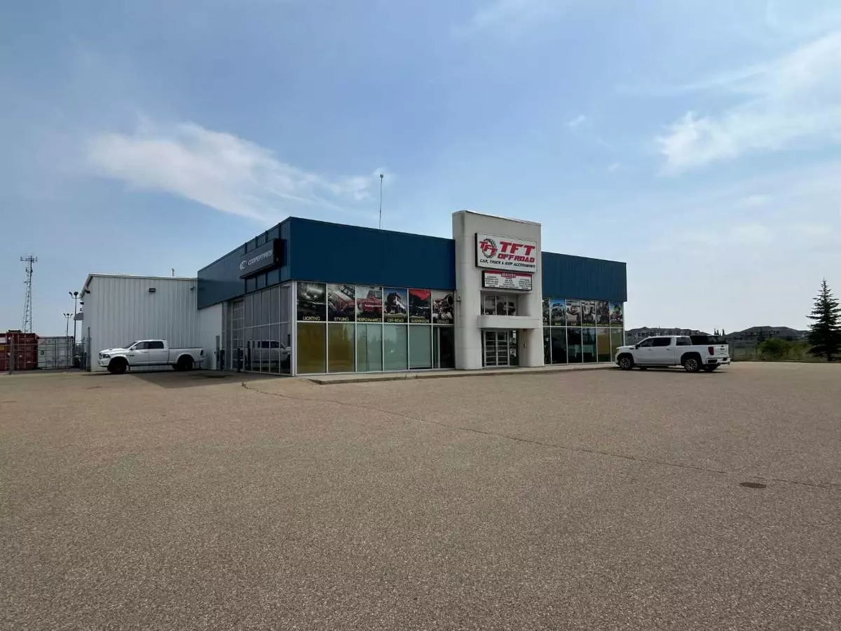 Rural Red Deer County, AB T4E 1B9,342 Laura AVE