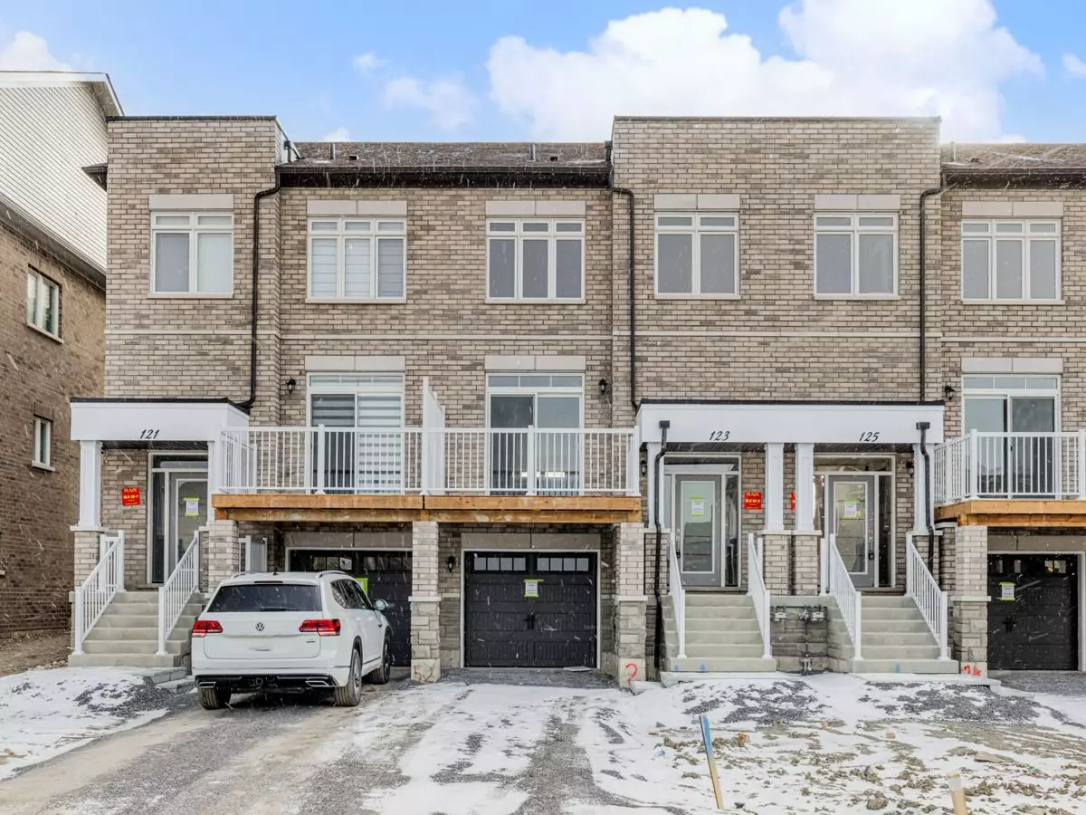 Richmond Hill, ON L4E 1N2,123 Seguin ST