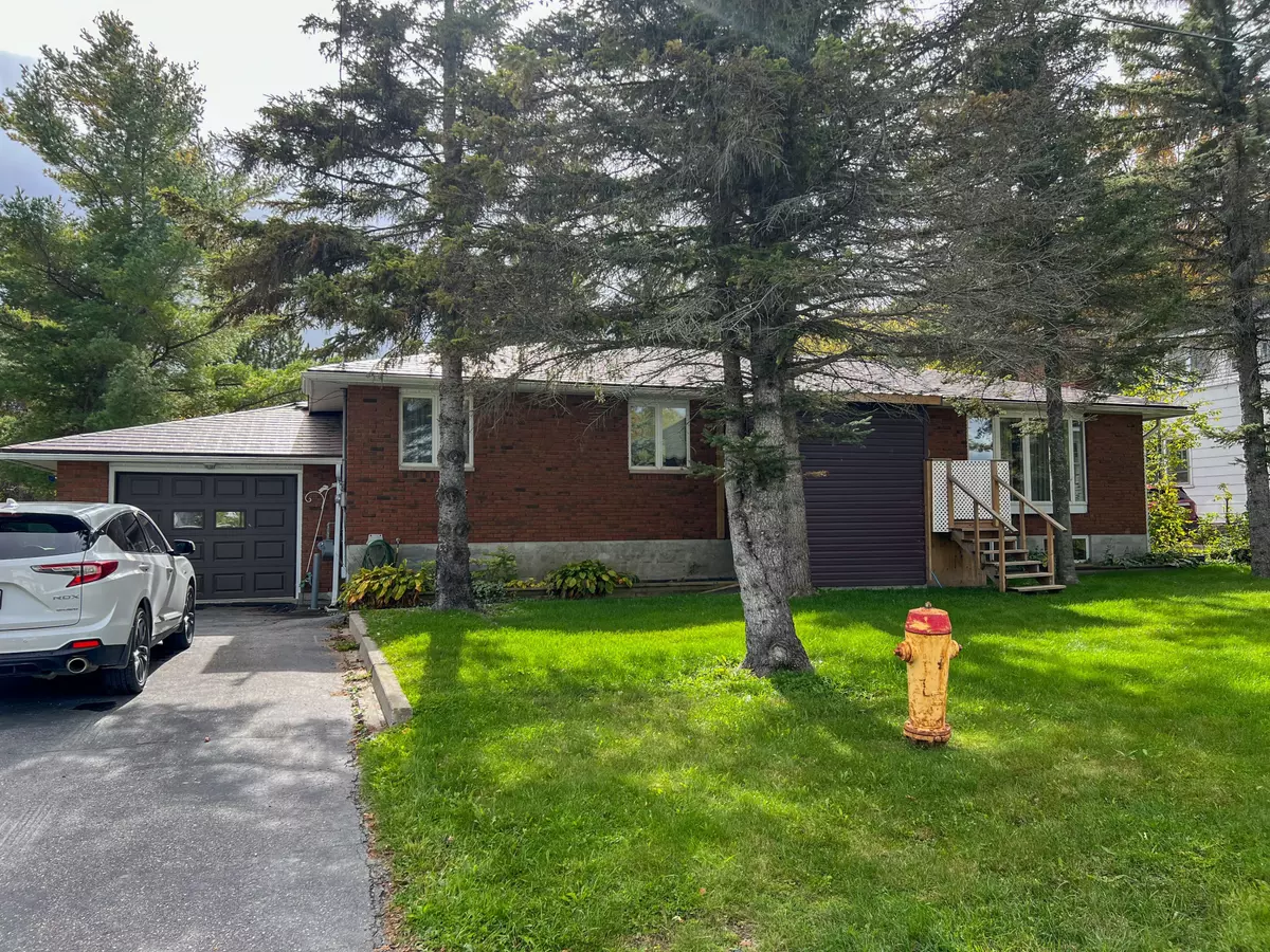 Timiskaming, ON P0J 1P0,410 Farah AVE