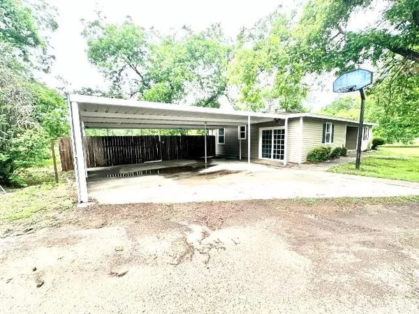 Clyde, TX 79510,729 Cherry Heights