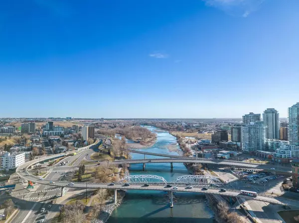 333 Riverfront AVE Southeast #351, Calgary, AB T2G 5R1