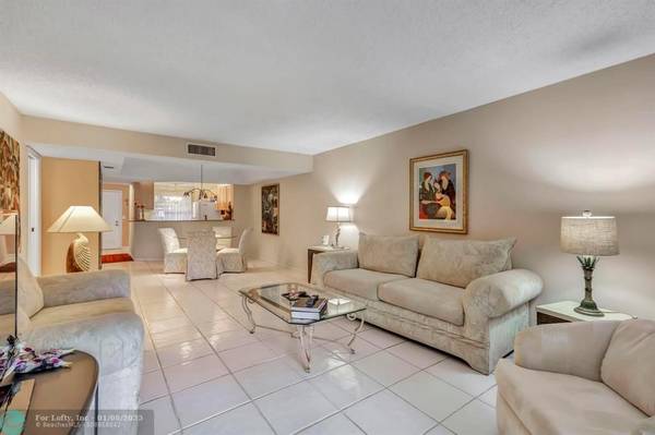 Boca Raton, FL 33428,23385 Barwood Ln  #108