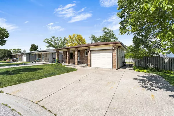 Windsor, ON N8W 5E8,2556 Ellrose AVE