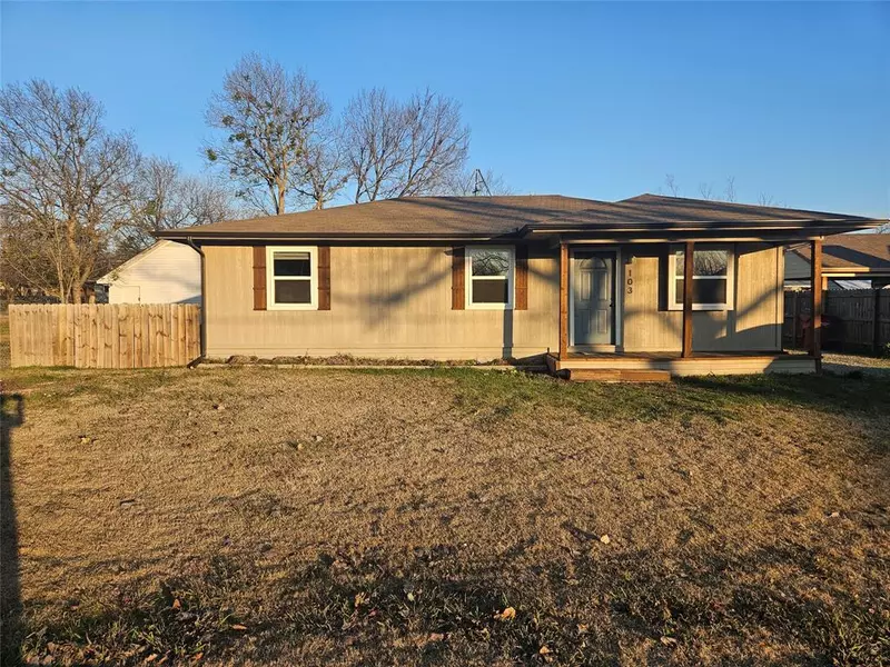 103 S 6th Street, Celeste, TX 75423