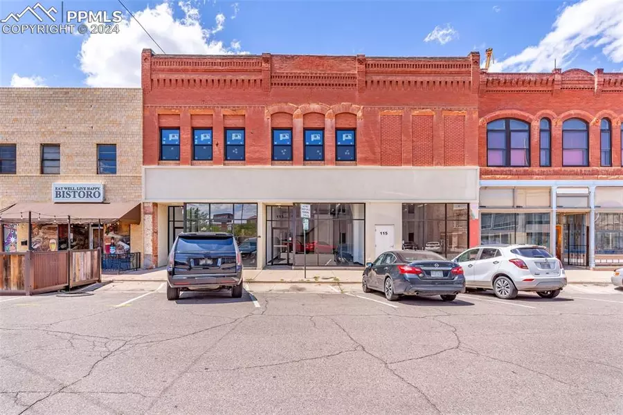 113 Central PLZ, Pueblo, CO 81003