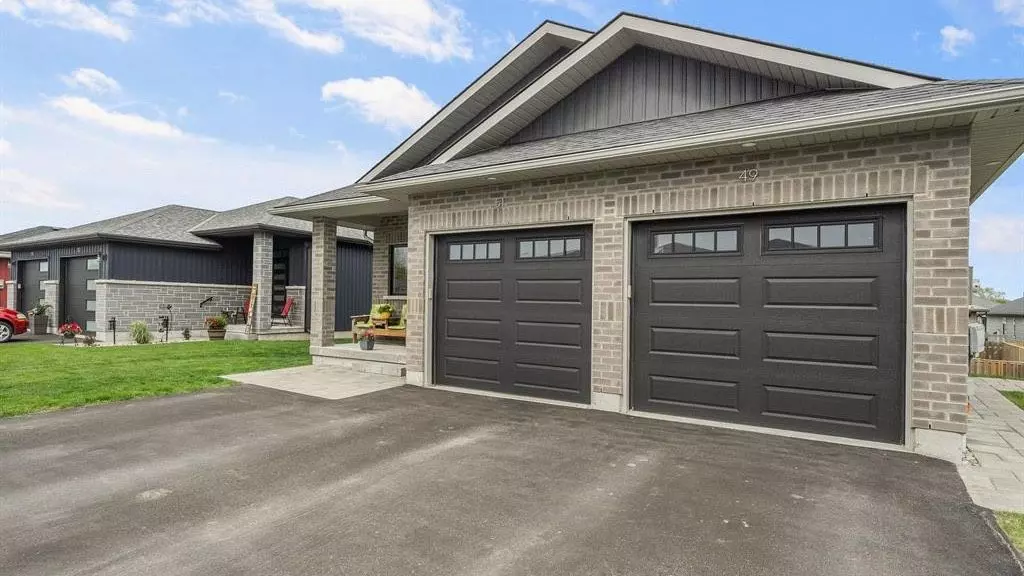 51 Dewal PL, Belleville, ON K8P 0H3