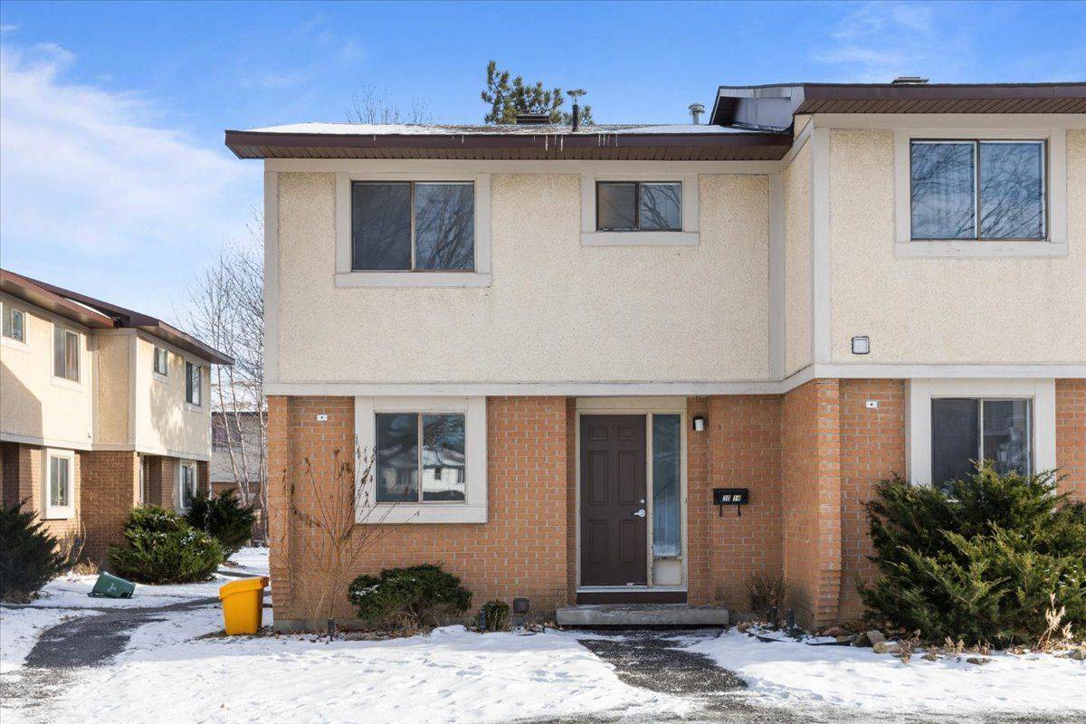 30 Glencoe ST #14, South Of Baseline To Knoxdale, ON K2H 8S6