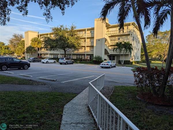 2040 Berkshire B  #2040, Deerfield Beach, FL 33442