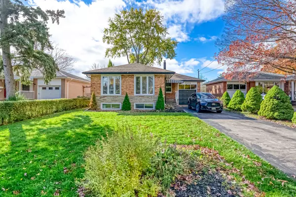 Peel, ON L5C 2H8,3506 Orion CRES