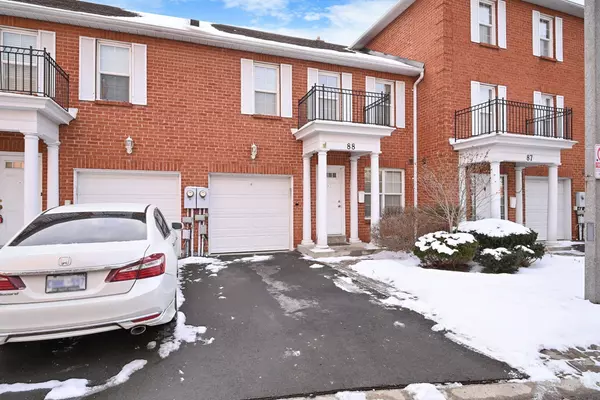 Brampton, ON L4W 4J2,88 STORNWOOD CT