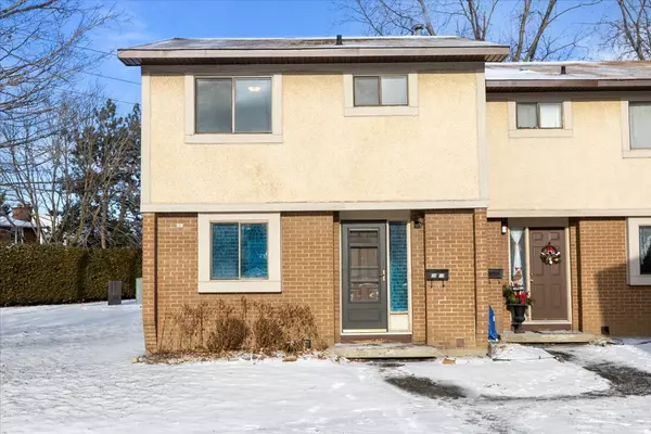 13- 30 Glencoe ST, Ottawa, ON K2H 8S6