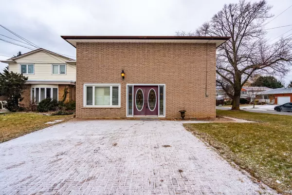 Hamilton, ON L8K 5P4,25 Blanche CT