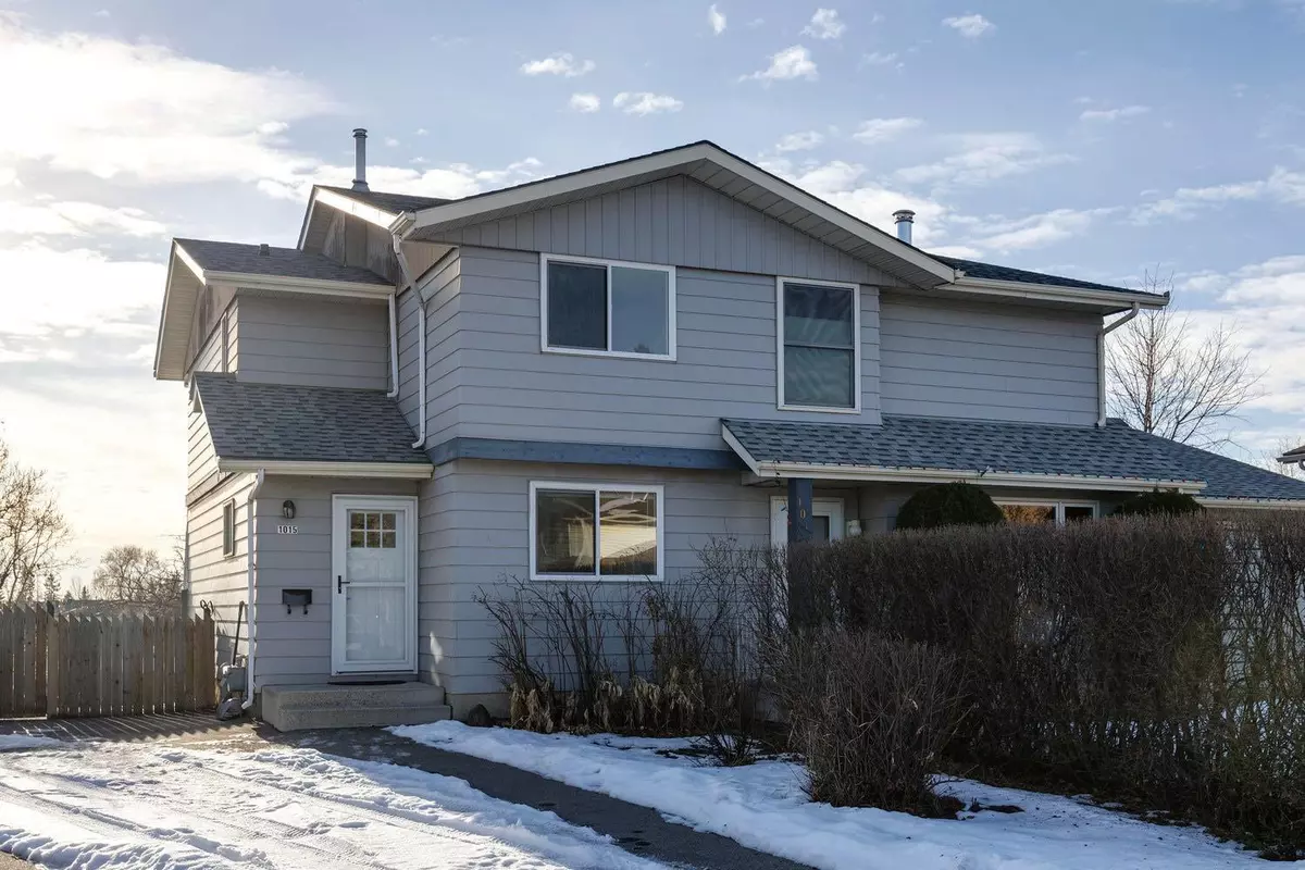 Calgary, AB T2A5S1,1015 Fonda CT Southeast