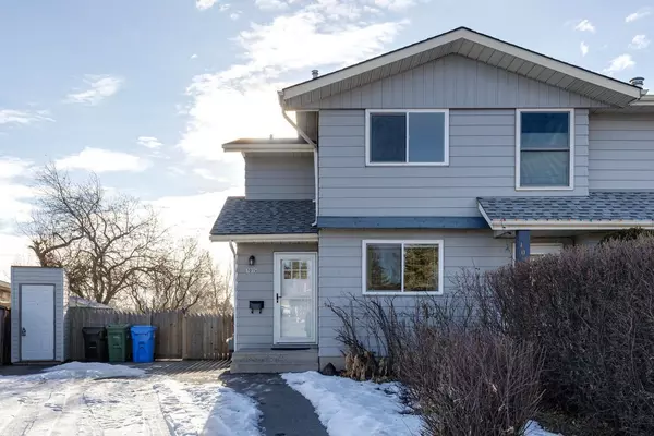 Calgary, AB T2A5S1,1015 Fonda CT Southeast