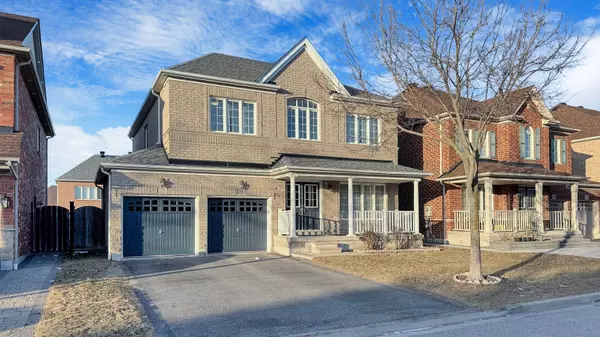 72 Howlett CRES, Ajax, ON L1T 0A7