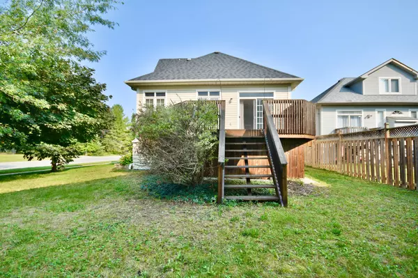 Wasaga Beach, ON L9Z 3B6,1 Cardinal WAY