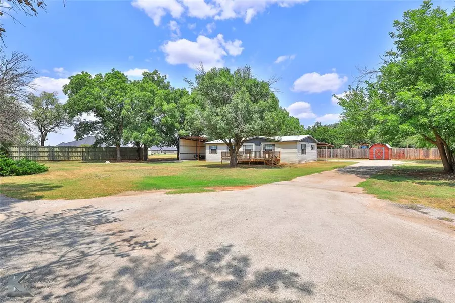 317 N William Street, Buffalo Gap, TX 79508