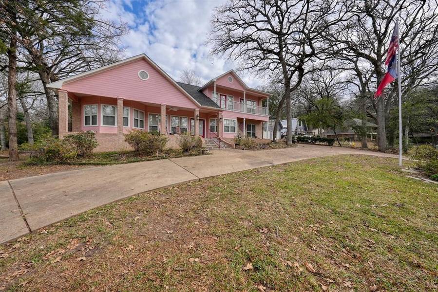 519 Hideaway Lane E, Hideaway, TX 75771