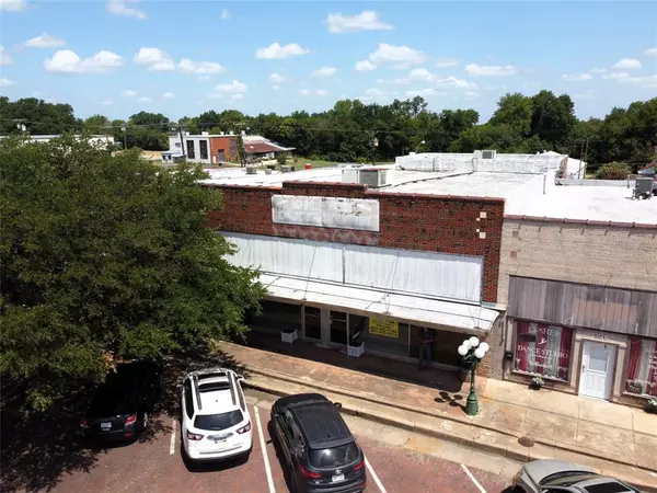 1128 Main Street, Commerce, TX 75428