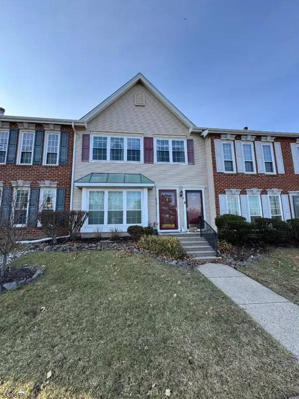 136 Amethyst Way, Franklin Twp., NJ 08823