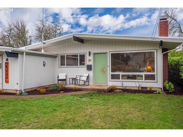 Eugene, OR 97401,2332 SANDY DR