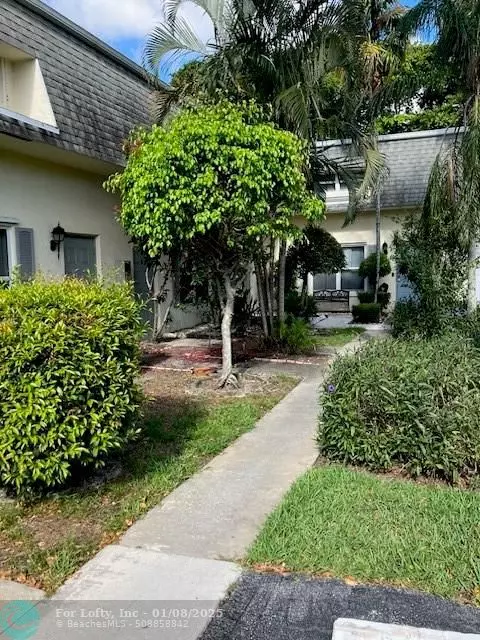 Boca Raton, FL 33432,1945 NW 4th Ave  #29