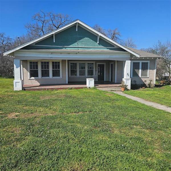 432 S Main Street, Springtown, TX 76082