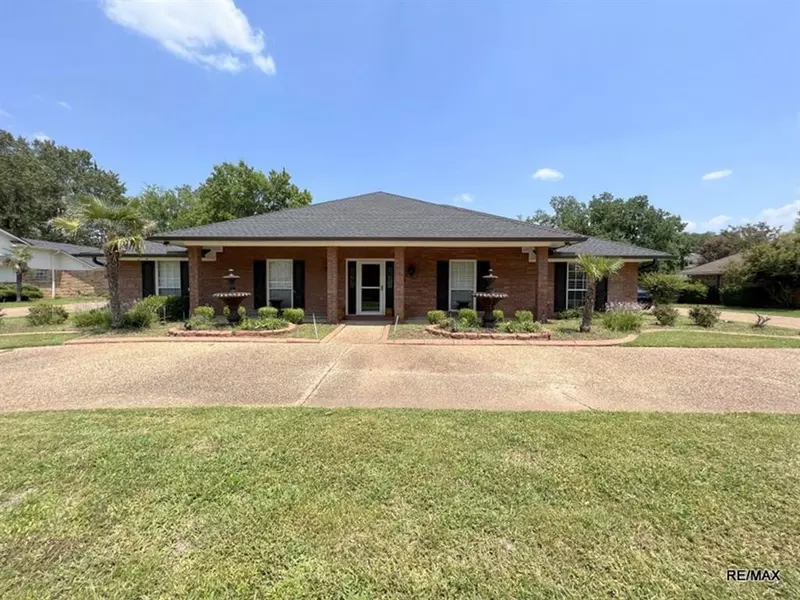 115 DOVER Court, Bossier City, LA 71111