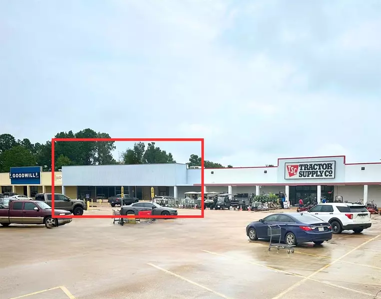 1155 Tenaha, Center, TX 75935