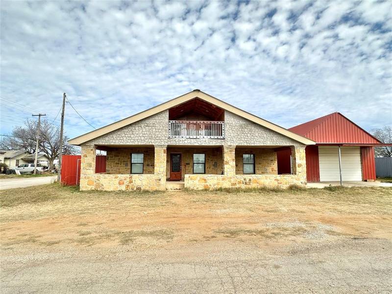 618 S Oak Street, Ranger, TX 76470