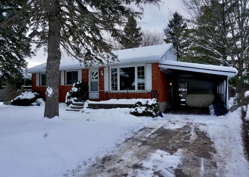 240 7th AVE E, Owen Sound, ON N4K 2W9