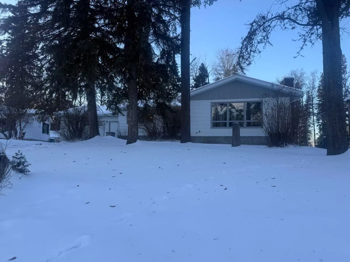 Whitecourt, AB T7S 1R5,82 Feero DR