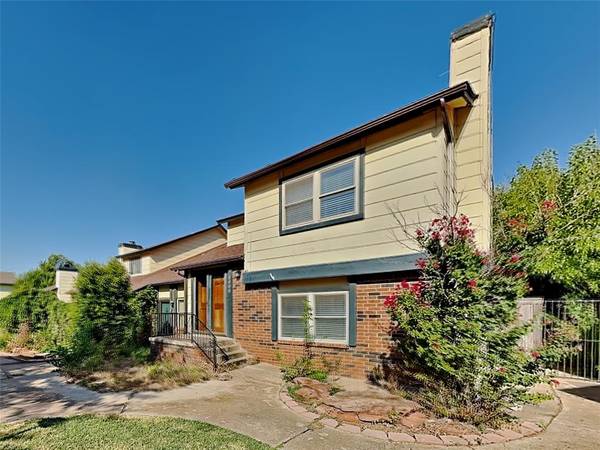 8808 N Rockwell Drive, Oklahoma City, OK 73132