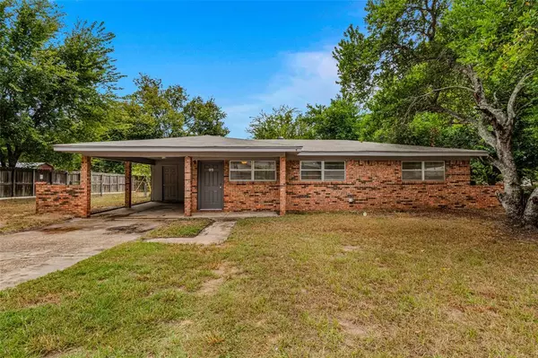 713 Ruth Street, Athens, TX 75751