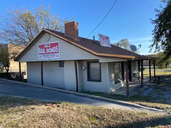 Decatur, TX 76234,902 W Main Street