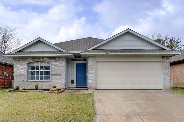 315 Texas Drive, Lake Dallas, TX 75065