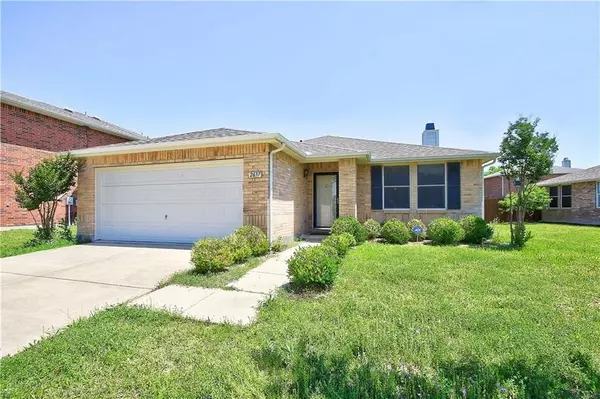 2637 Harbor Lights Drive, Little Elm, TX 75068