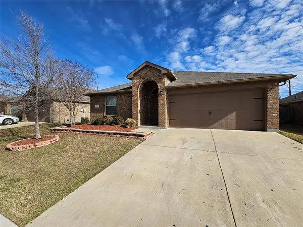 8005 Ballater Drive, Fort Worth, TX 76123