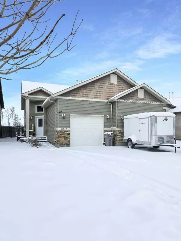 11227 69 AVE,  Grande Prairie,  AB T8W0G1