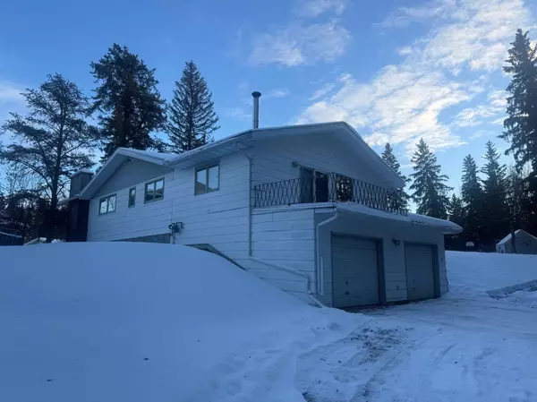 Whitecourt, AB T7S 1R5,82 Feero DR