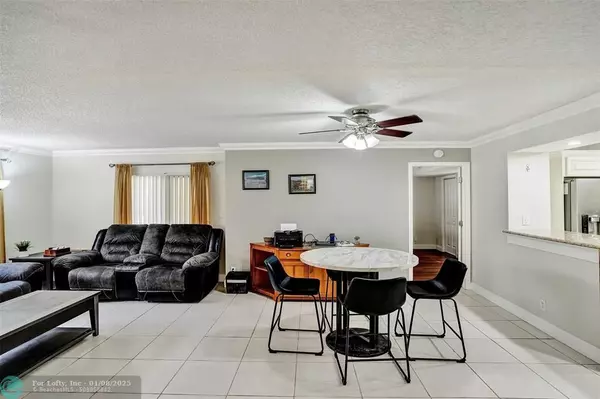 Coral Springs, FL 33065,12215 Royal Palm Blvd  #4Q